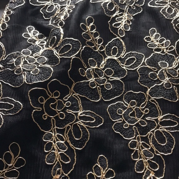 Alice & Olivia Floral Lace Dress - Picture 7 of 13